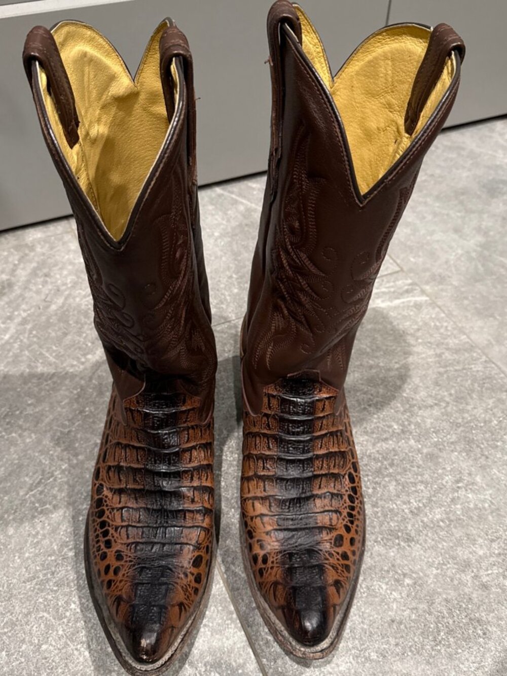 Soto Brown Cowboy Boots 13.5D Croc Print!